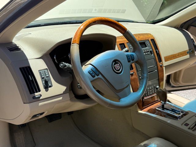 2005 Cadillac STS Image 44