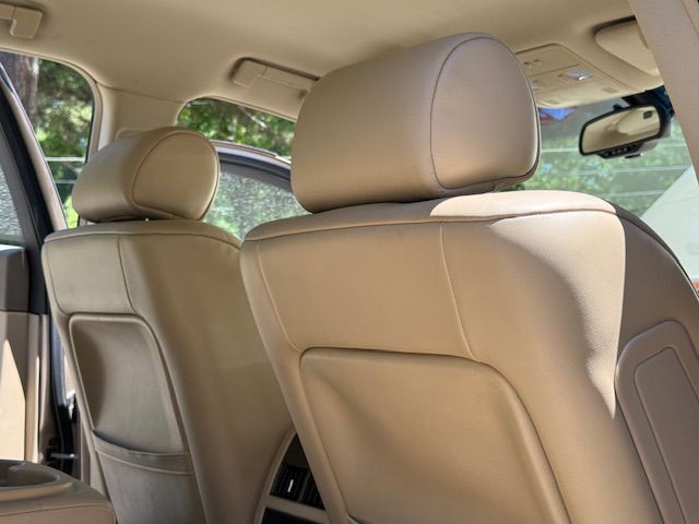 2005 Cadillac STS Image 56