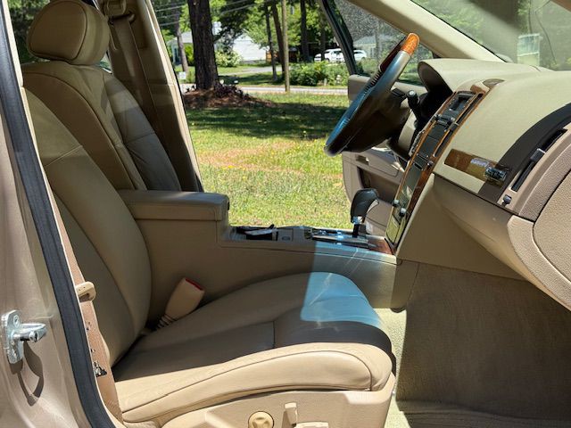 2005 Cadillac STS Image 58