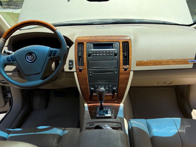 2005 Cadillac STS Image 63
