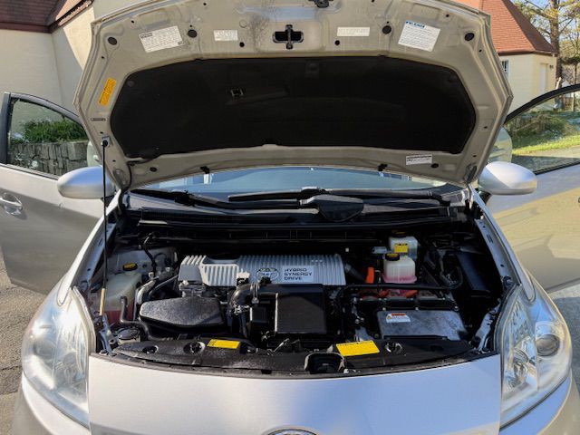 2010 Toyota Prius Image 15