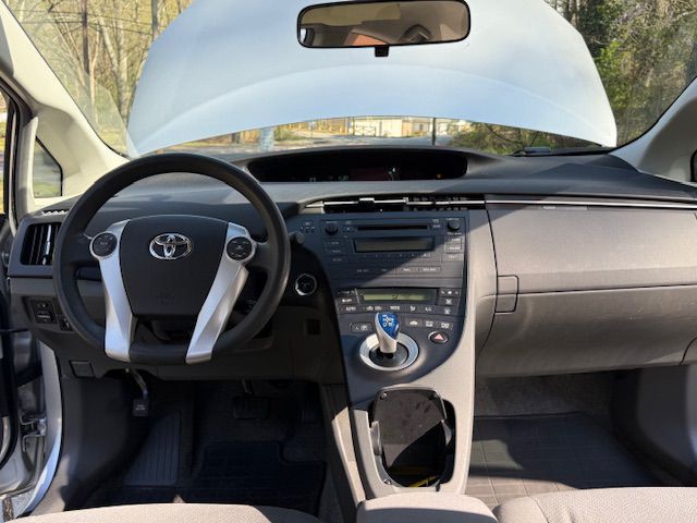 2010 Toyota Prius Image 21
