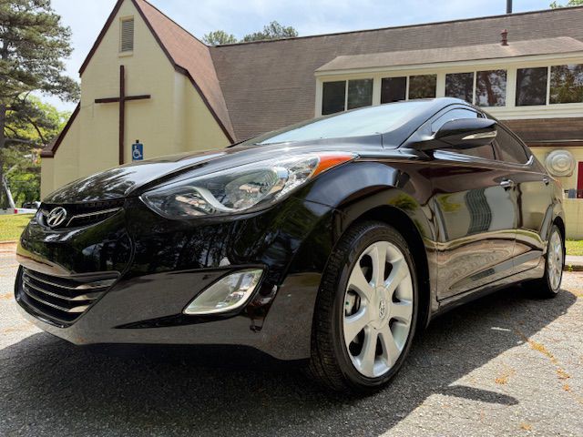 2013 Hyundai Elantra Image 1