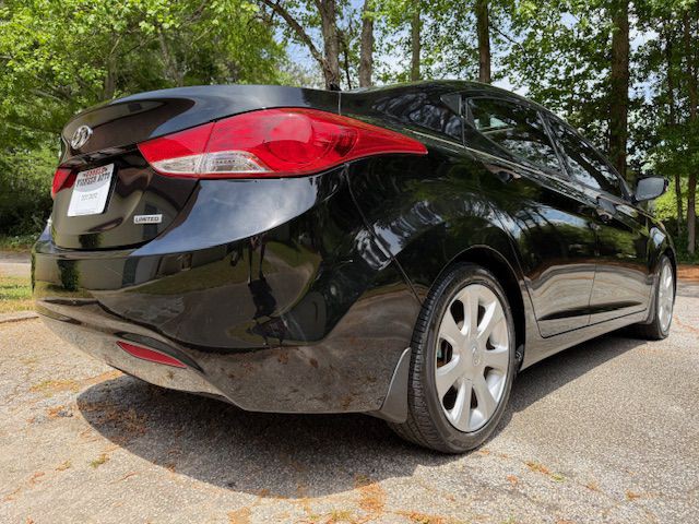 2013 Hyundai Elantra Image 6