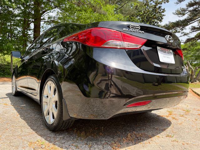 2013 Hyundai Elantra Image 21