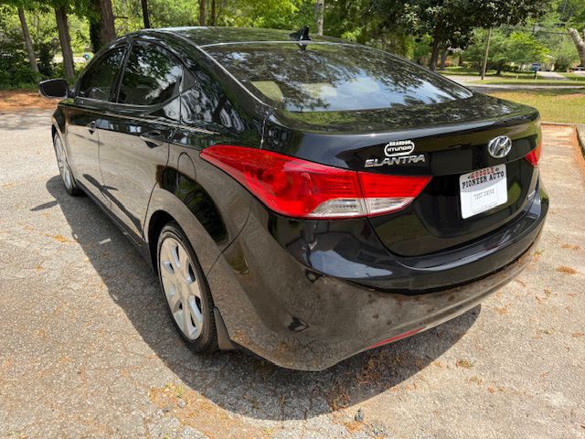 2013 Hyundai Elantra Image 22
