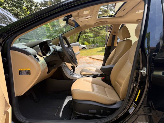 2013 Hyundai Elantra Image 44