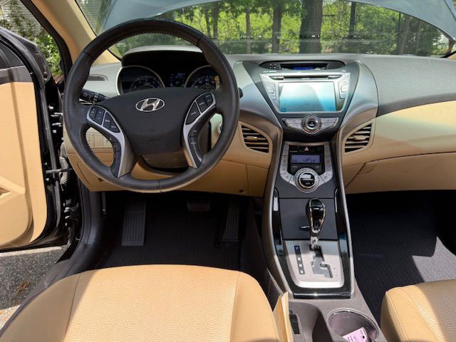 2013 Hyundai Elantra Image 48