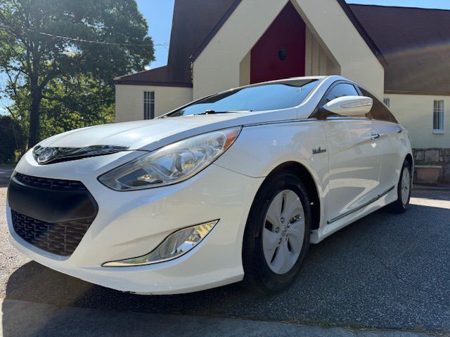 2015 Hyundai Sonata Image 3