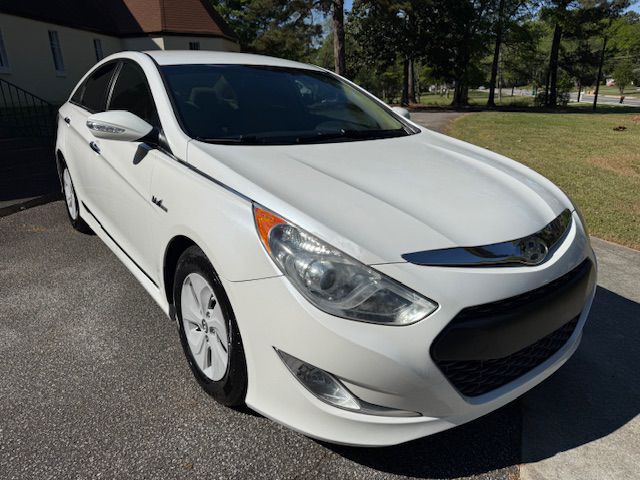 2015 Hyundai Sonata Image 4