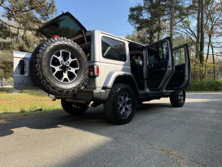 Image for 2018 Jeep Wrangler Unlimited Sahara Moab ID: 7294381