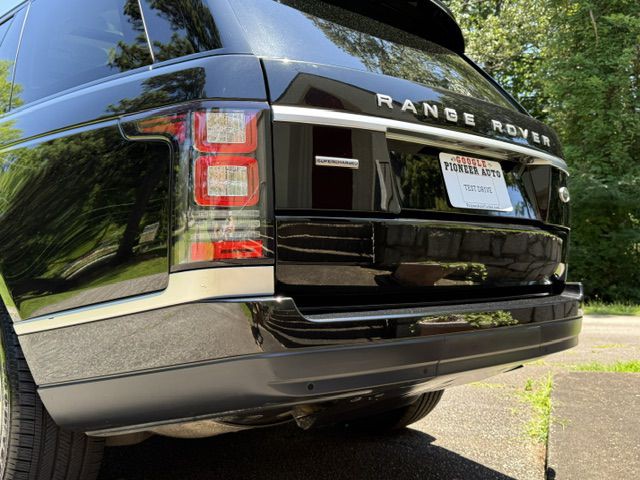 2016 Land Rover Range Rover Image 38