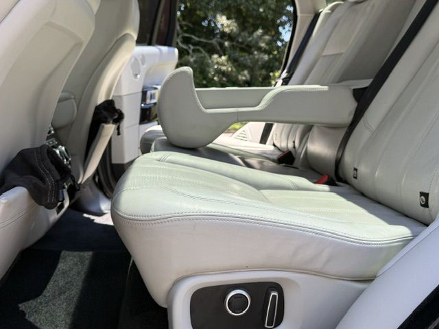 2016 Land Rover Range Rover Image 52