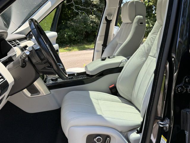 2016 Land Rover Range Rover Image 55