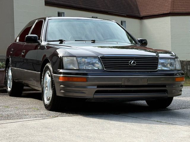 1995 Lexus LS Image 3