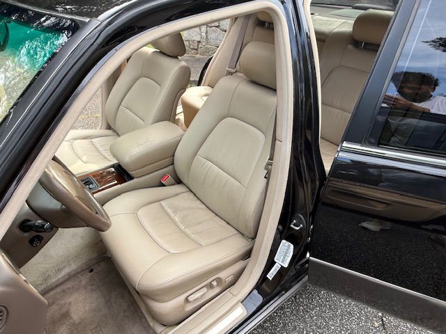 1995 Lexus LS Image 9