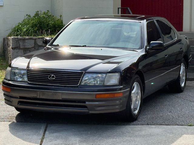 1995 Lexus LS Image 27