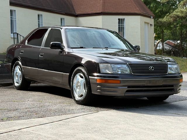 1995 Lexus LS Image 29