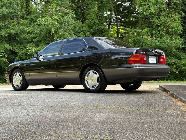 1995 Lexus LS Image 41