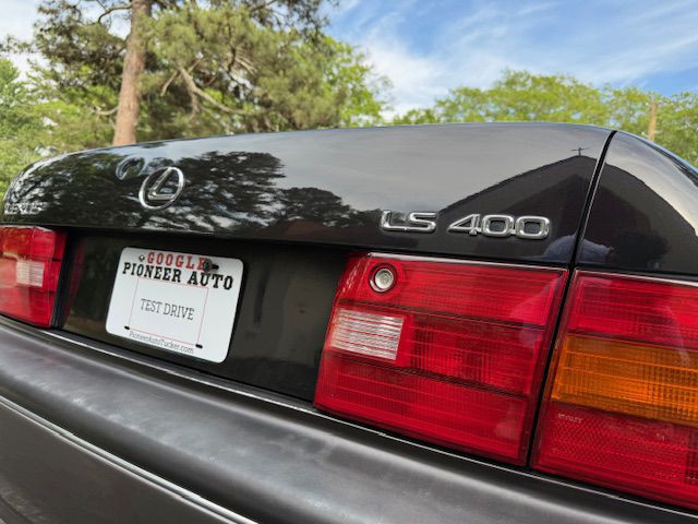 1995 Lexus LS Image 42