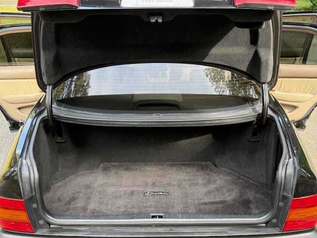 1995 Lexus LS Image 54