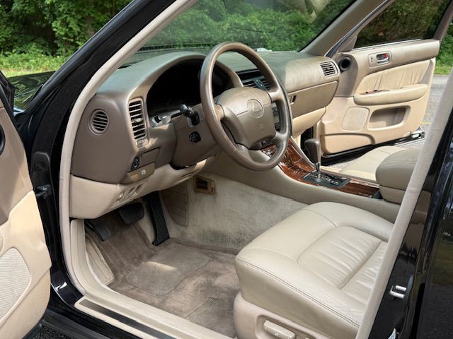 1995 Lexus LS Image 61