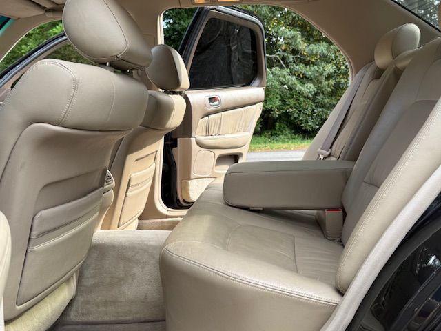 1995 Lexus LS Image 62