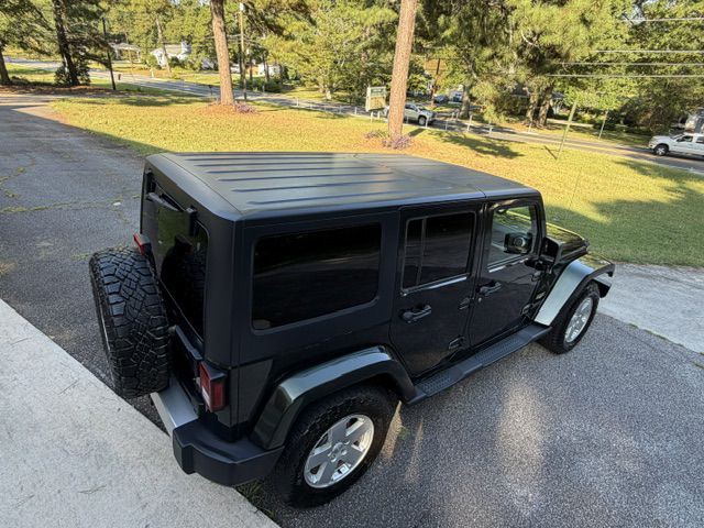 2011 Jeep Wrangler Unlimited Image 7