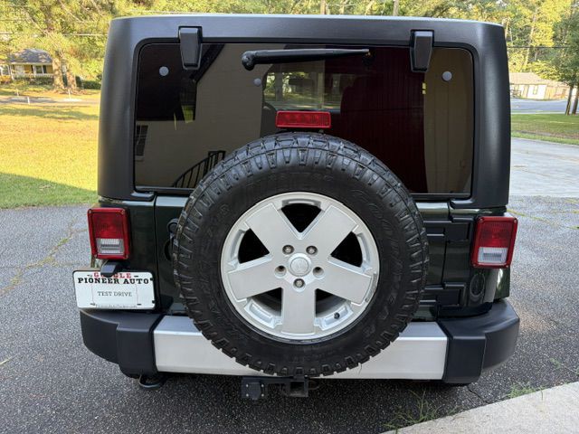 2011 Jeep Wrangler Unlimited Image 8