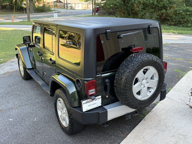 2011 Jeep Wrangler Unlimited Image 9