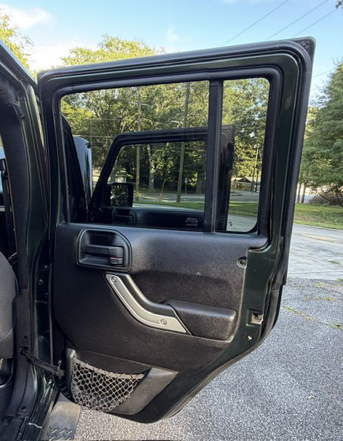 2011 Jeep Wrangler Unlimited Image 22