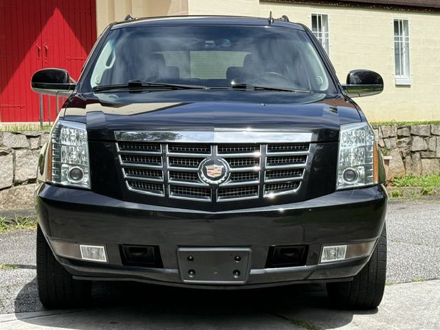 2013 Cadillac Escalade Image 1