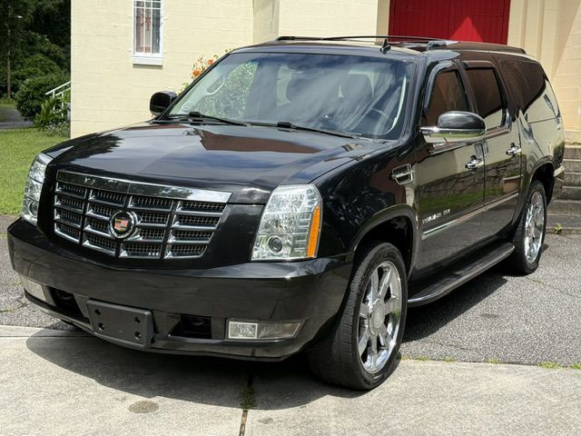 2013 Cadillac Escalade Image 19