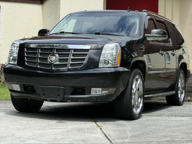 2013 Cadillac Escalade Image 21