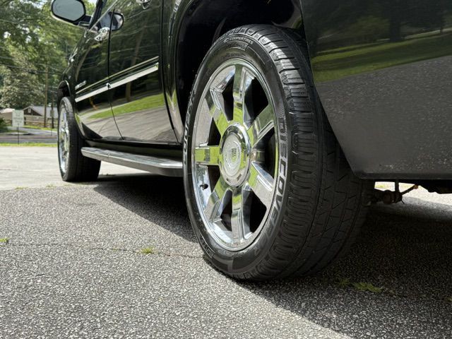 2013 Cadillac Escalade Image 27