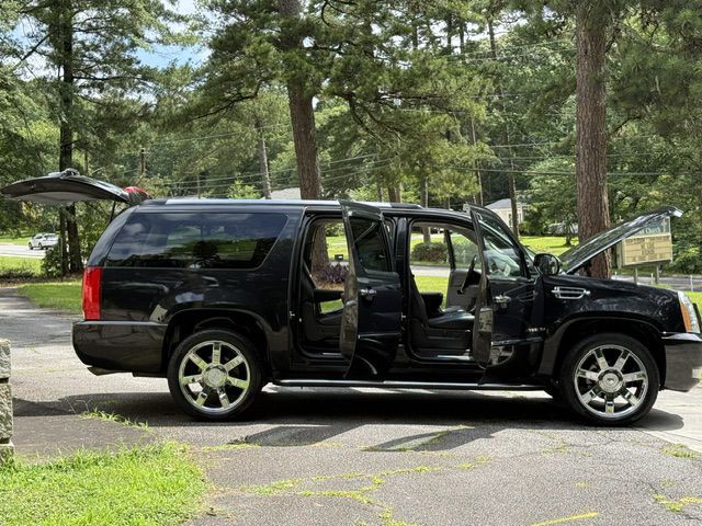 2013 Cadillac Escalade Image 37