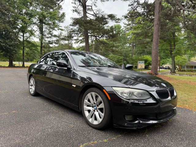 2011 BMW 3 Series Image 4