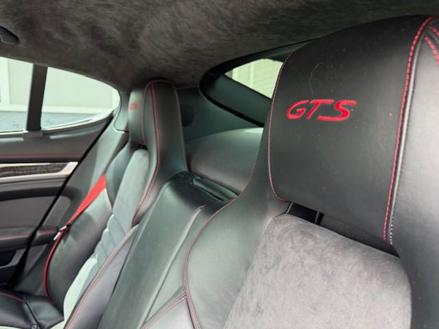 2013 Porsche Panamera Image 15