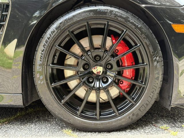 2013 Porsche Panamera Image 13