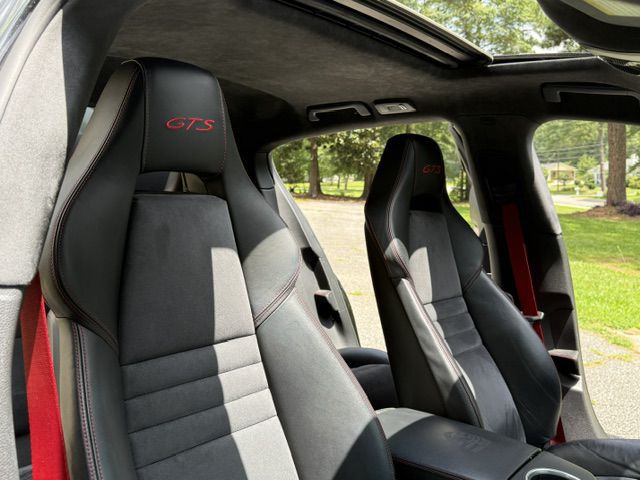 2013 Porsche Panamera Image 18