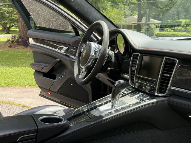 2013 Porsche Panamera Image 20