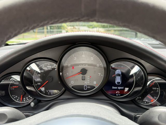 2013 Porsche Panamera Image 37