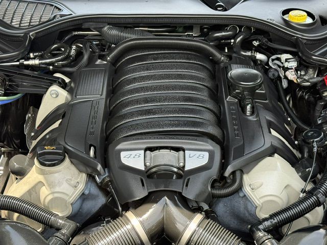2013 Porsche Panamera Image 41