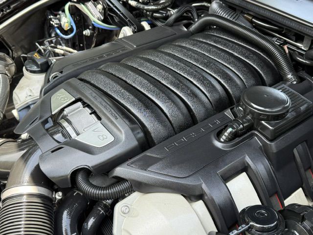 2013 Porsche Panamera Image 45