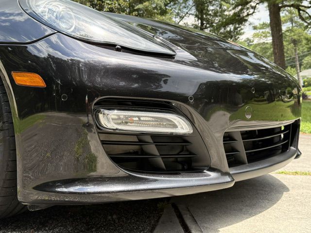 2013 Porsche Panamera Image 65