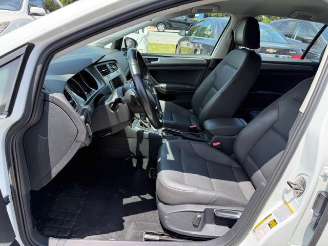 2015 Volkswagen Golf Image 4