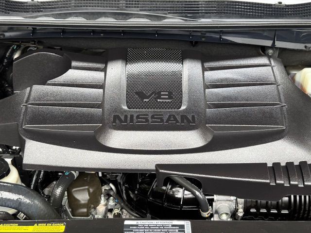 2021 Nissan Titan Image 5