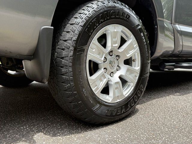 2021 Nissan Titan Image 39