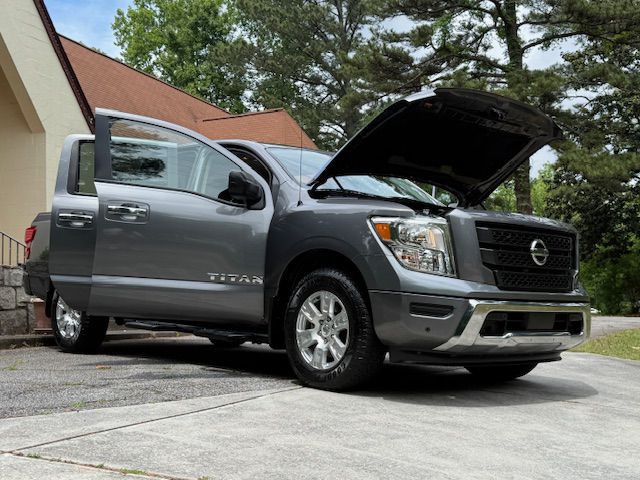 2021 Nissan Titan Image 52