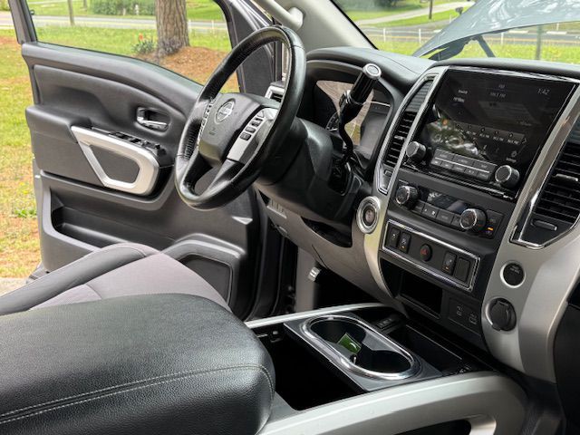 2021 Nissan Titan Image 79